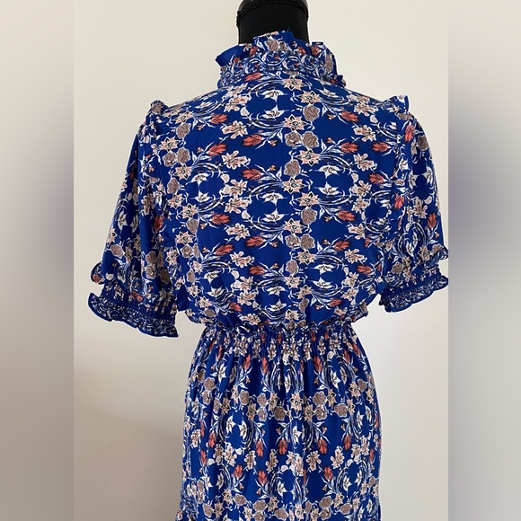 Max Studio NWT Women’s Floral Maxi Dress Size Small - Picture 9 of 16